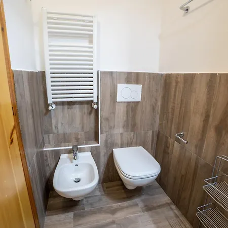 Residence Derby Club-2
